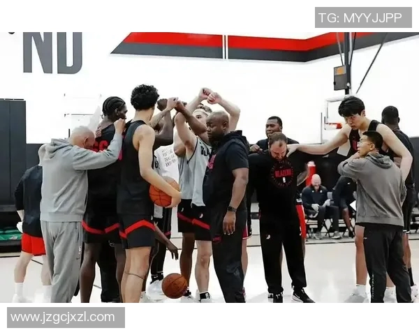 周强专访：从球场到人生的篮球旅程与成长回顾