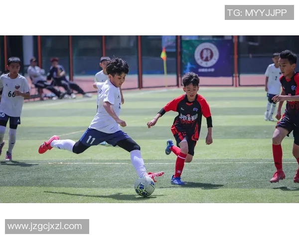 日本足球明星训练视频揭秘精彩瞬间与训练技巧分享