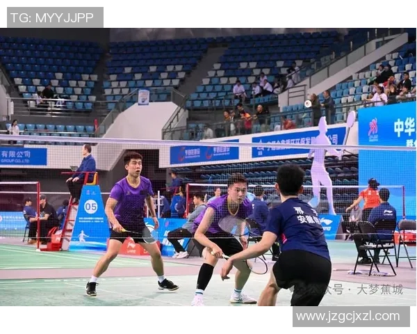 武汉羽毛球队全运会精彩配合展现团队精神与竞技实力