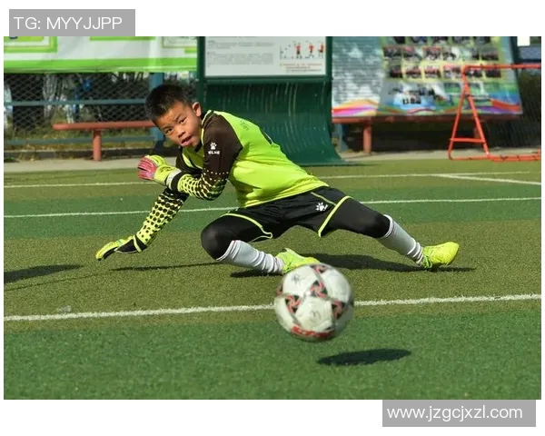 武汉羽毛球队在联合会杯中的战术表现分析与点评