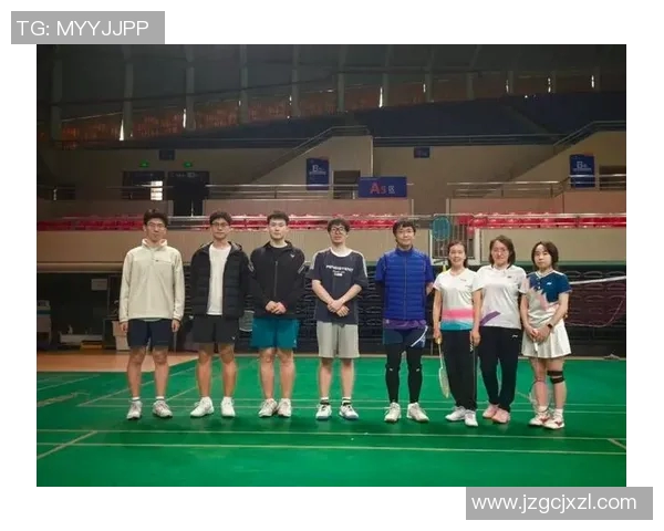 武汉羽毛球队心理素质强劲跻身全国第三名展现竞技风采与团队精神